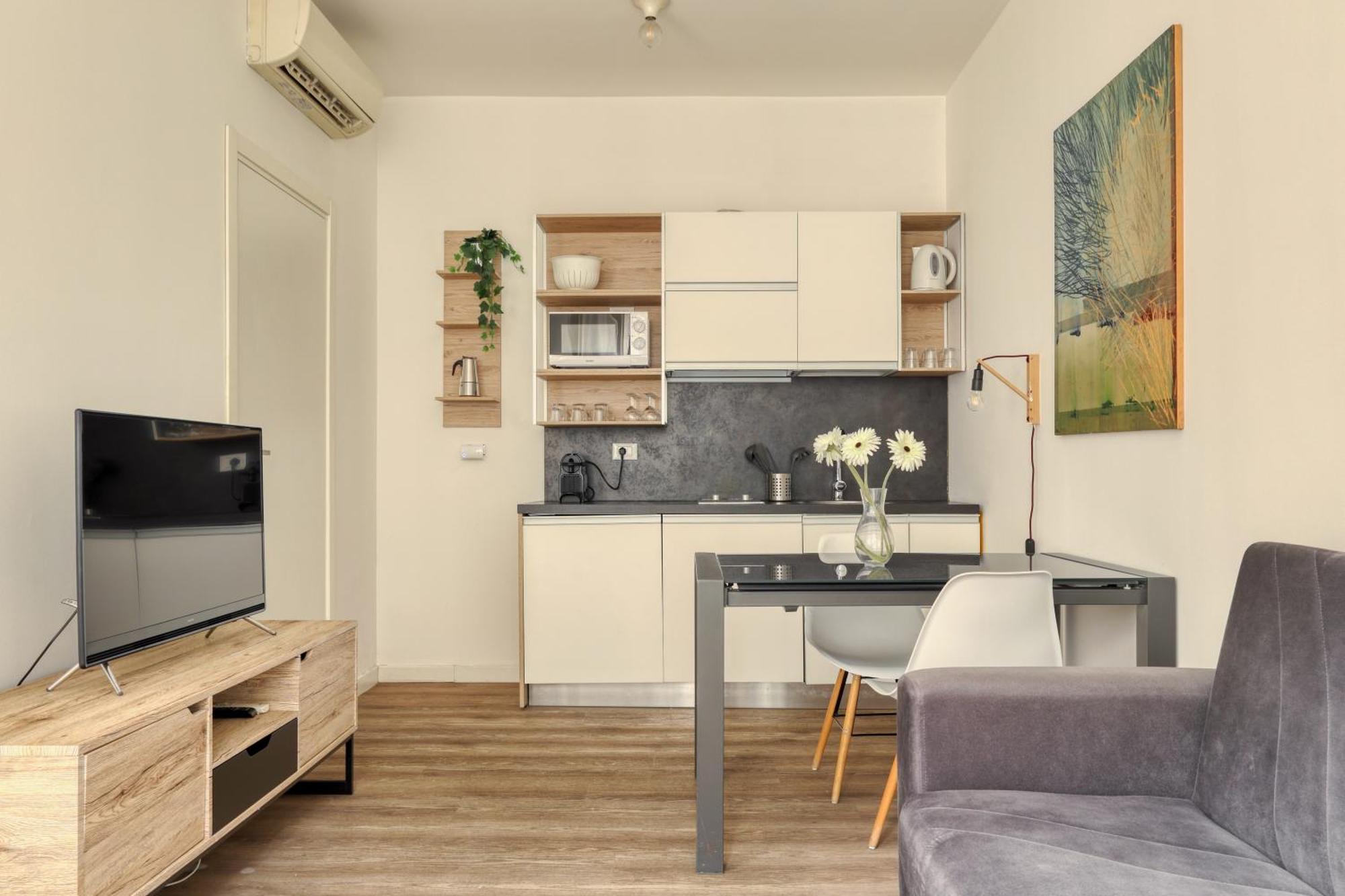 Apartment Joivy Delightful Near Parco Tre Torri